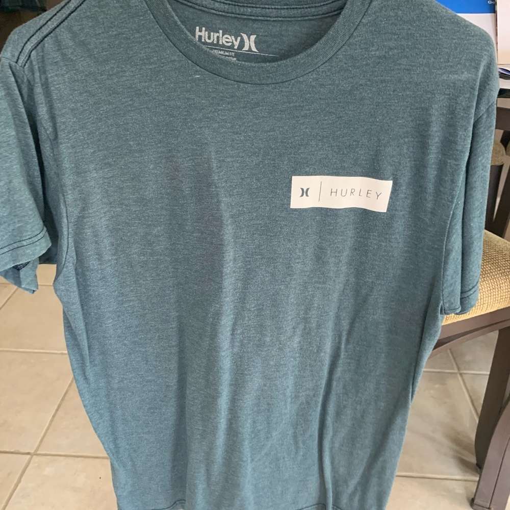 Hurley T-shirt